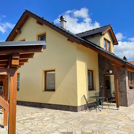 Apartmán u Kovářů Kasperske Hory Esterno foto
